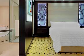 Le Meridien Dubai Hotel & Conference Centre