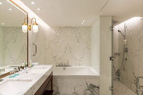 Le Meridien Dubai Hotel & Conference Centre