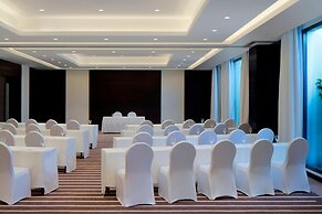 Le Meridien Dubai Hotel & Conference Centre