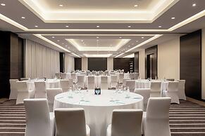 Le Meridien Dubai Hotel & Conference Centre