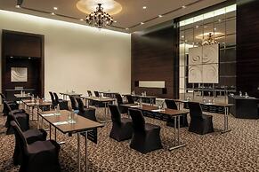 Le Meridien Dubai Hotel & Conference Centre