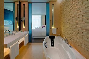 Le Meridien Dubai Hotel & Conference Centre