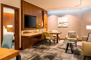 Le Meridien Dubai Hotel & Conference Centre