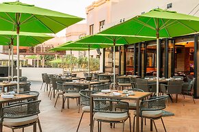 Le Meridien Dubai Hotel & Conference Centre