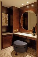 Le Meridien Dubai Hotel & Conference Centre