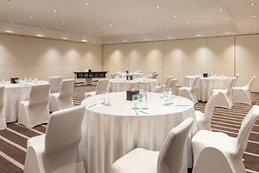 Le Meridien Dubai Hotel & Conference Centre