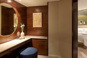 Le Meridien Dubai Hotel & Conference Centre