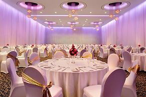 Le Meridien Dubai Hotel & Conference Centre
