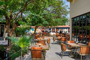 Le Meridien Dubai Hotel & Conference Centre