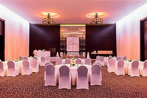 Le Meridien Dubai Hotel & Conference Centre