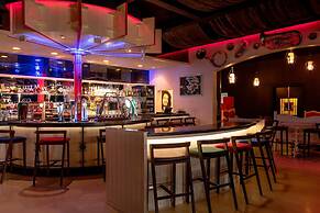 Le Meridien Dubai Hotel & Conference Centre