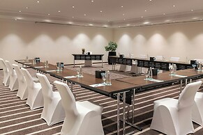 Le Meridien Dubai Hotel & Conference Centre