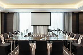 Le Meridien Dubai Hotel & Conference Centre