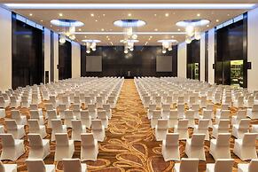 Le Meridien Dubai Hotel & Conference Centre