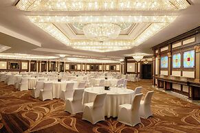 Le Meridien Dubai Hotel & Conference Centre
