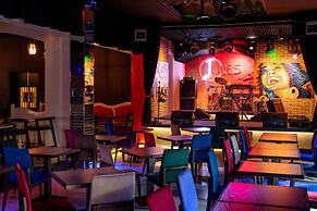 Le Meridien Dubai Hotel & Conference Centre