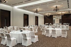 Le Meridien Dubai Hotel & Conference Centre