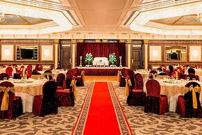 Le Meridien Dubai Hotel & Conference Centre