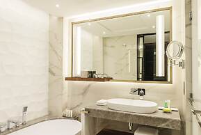 Le Meridien Dubai Hotel & Conference Centre