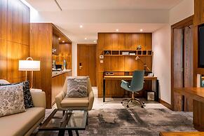 Le Meridien Dubai Hotel & Conference Centre