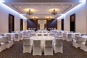 Le Meridien Dubai Hotel & Conference Centre