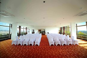 Carlton Hotel