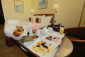 Carlton Hotel