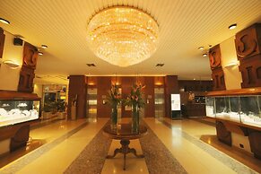 Carlton Hotel