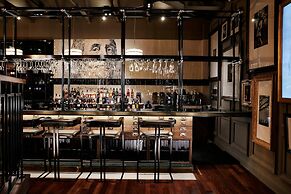 Protea Hotel by Marriott Johannesburg Balalaika Sandton