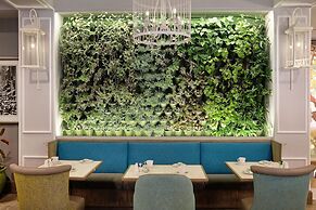 Protea Hotel by Marriott Johannesburg Balalaika Sandton