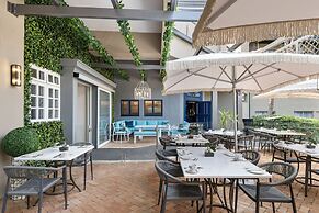 Protea Hotel by Marriott Johannesburg Balalaika Sandton