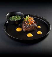 Protea Hotel by Marriott Johannesburg Balalaika Sandton