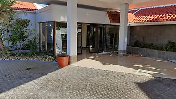 Wilderness Beach Hotel