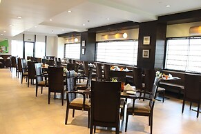 The Hans Hotel New Delhi