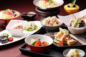 Okuma Private Beach & Resort