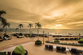 Royal Cliff Beach Hotel Pattaya