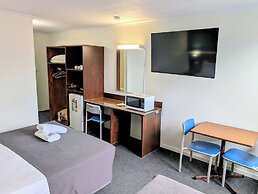 Hampton Villa Motel