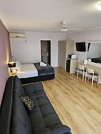 Cumberland Motor Inn