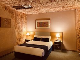 Desert Cave Hotel