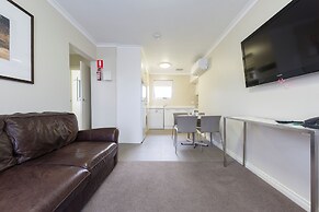Forrest Hotel and Apartments