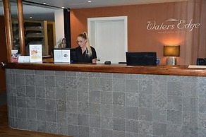 Comfort Resort Waters Edge