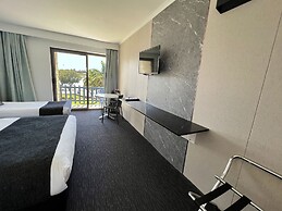 Mariners on the Waterfront