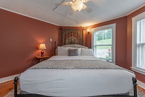 Cranmore Mountain Lodge Bed & Breakfast