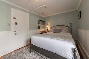 Cranmore Mountain Lodge Bed & Breakfast