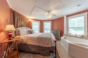 Cranmore Mountain Lodge Bed & Breakfast