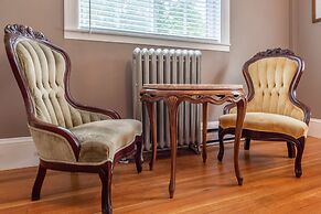 Cranmore Mountain Lodge Bed & Breakfast