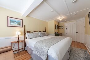 Cranmore Mountain Lodge Bed & Breakfast