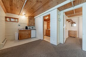 Cranmore Mountain Lodge Bed & Breakfast