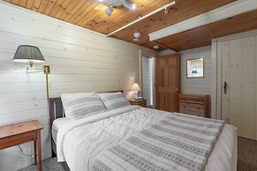 Cranmore Mountain Lodge Bed & Breakfast