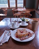 Cranmore Mountain Lodge Bed & Breakfast